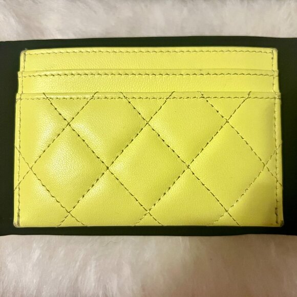 Yellow Chanel Lambskin Cardholder - Picture 2 of 7